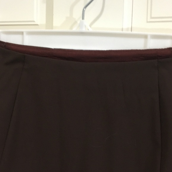 Trina trunk brown polyester and viscose flirty skirt - Picture 4 of 7